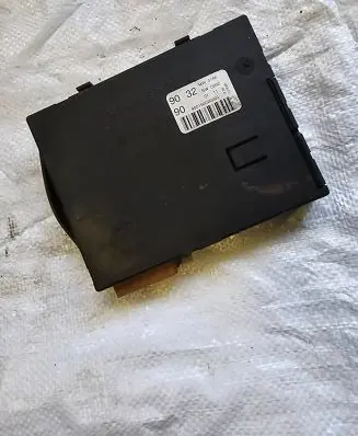 Mercedes-Benz ML W163 Comfort/convenience module 1635459032 05371390