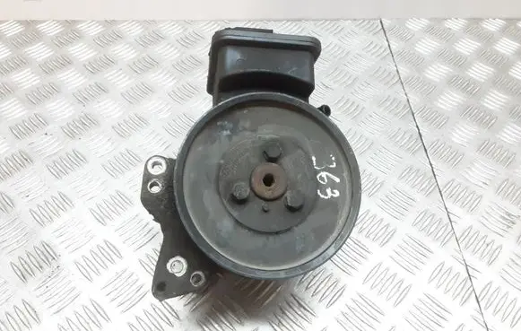 BMW 5 E39 Power steering pump