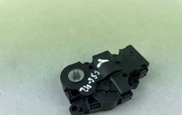 Mini One - Cooper F56 F55 Air flap motor/actuator CZ1139302420
