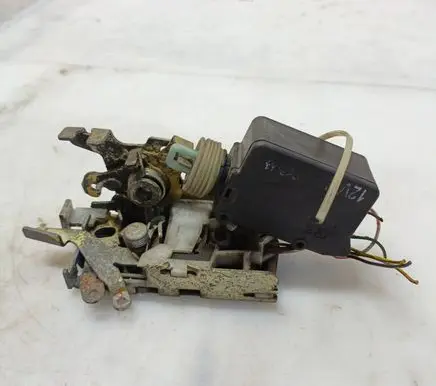 Mercedes-Benz Vito Viano W638 Front door lock 638720