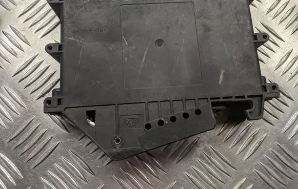 Volkswagen PASSAT B4 ABS control unit/module 1H0907379D
