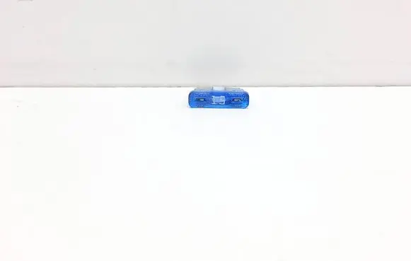 Audi A6 S6 C5 4B Fuse 3909767