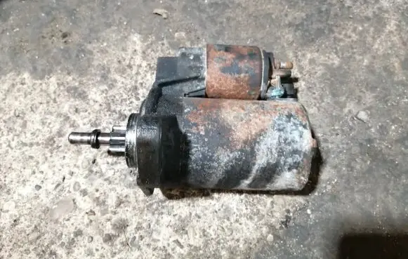 Skoda Octavia Mk1 (1U) Starter motor