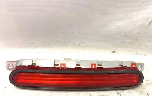 Toyota Corolla Verso AR10 Third/center stoplight