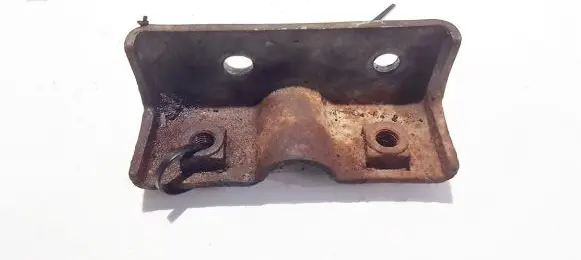 Chevrolet Epica Engine mounting bracket