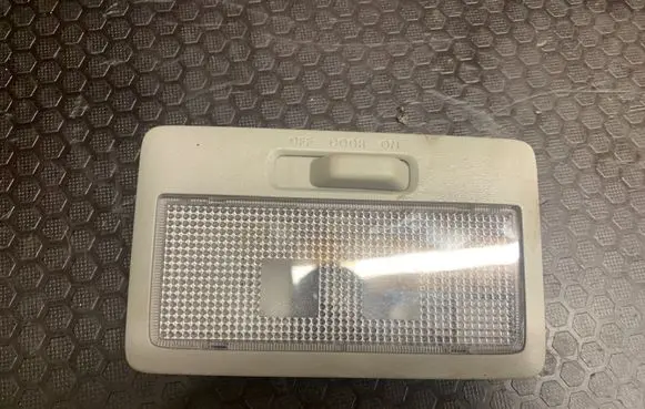 Suzuki Swift I Front seat light 3621060P0