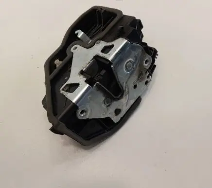 Mini Cooper Countryman R60 Front door lock