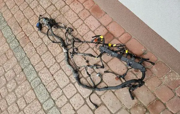 Opel Meriva B EUR ISO radio connector 13441825
