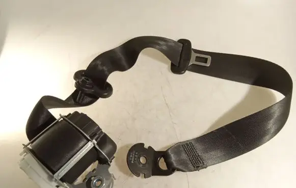 Front seatbelt