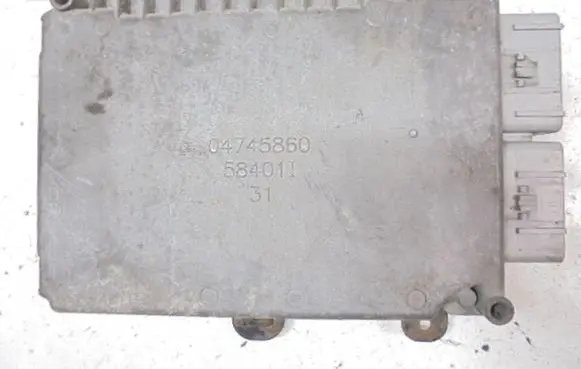 Chevrolet Caravan Engine control unit/module ECU 04748521AB