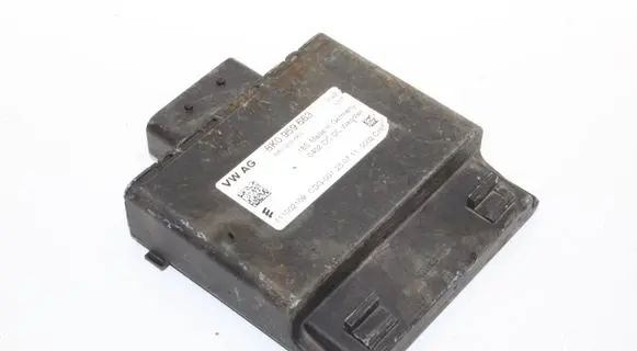 Audi Q3 8U Other devices 8K0959663