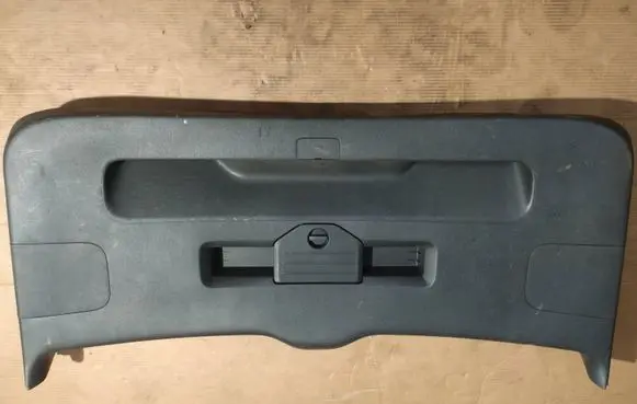 Seat Alhambra (Mk2) Tailgate/boot lid cover trim 7N0867601A 7N0837601