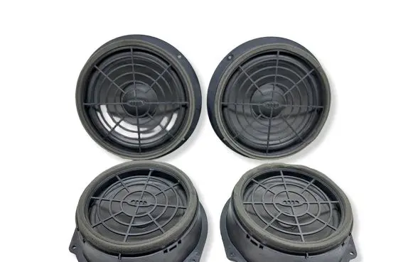 Audi A5 Sportback 8TA Front door speaker 8R0035415 8R0035411