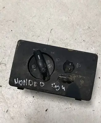 Ford Mondeo Mk III Light switch 1S7T13A024