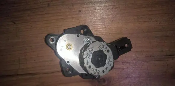 Opel Omega B1 Air flap motor/actuator 5399962060 539.9962.060