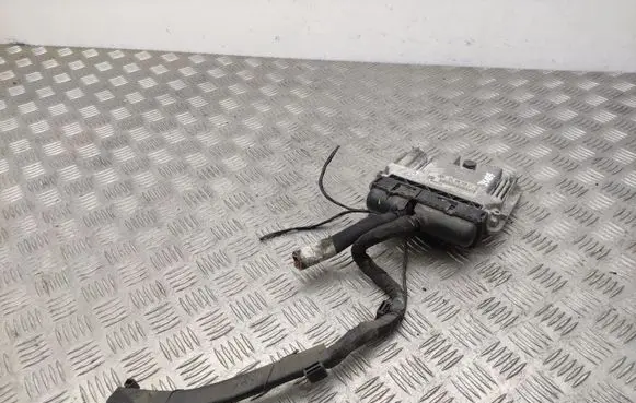 Skoda Octavia Mk2 (1Z) Engine control unit/module 03L906018CT
