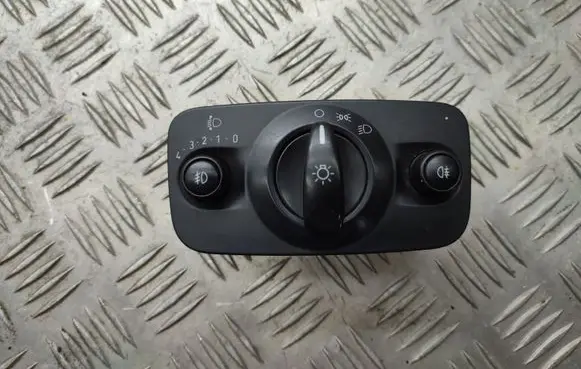 Mazda 3 I Light switch 6G9T13A024