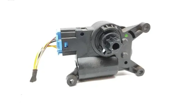 Volkswagen Touran II Air flap motor/actuator 5Q0907511L T915266A
