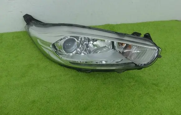 Ford Fiesta Headlight/headlamp C1BB-13W029-CG