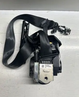 Volvo S90, V90 Front seatbelt 31322640