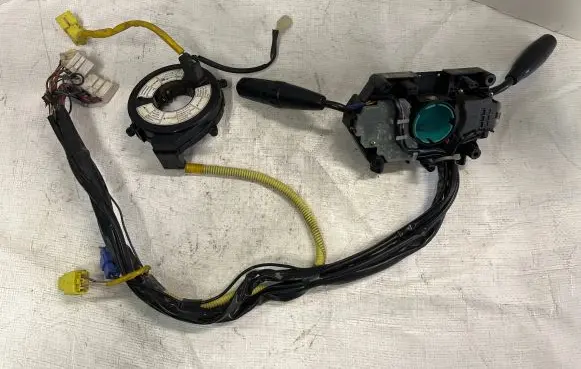 Suzuki Baleno EG Wiper turn signal indicator stalk/switch 3740063G5 17A93