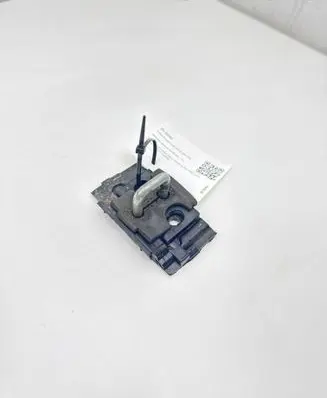 Mercedes-Benz ML W164 Loading door lock loop/hook striker A1647400132