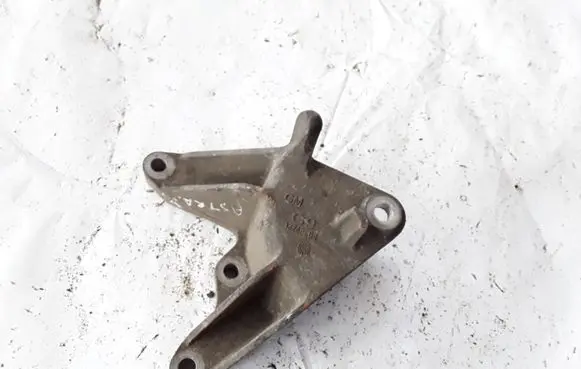 Opel Astra J Gearbox mounting bracket 13248664