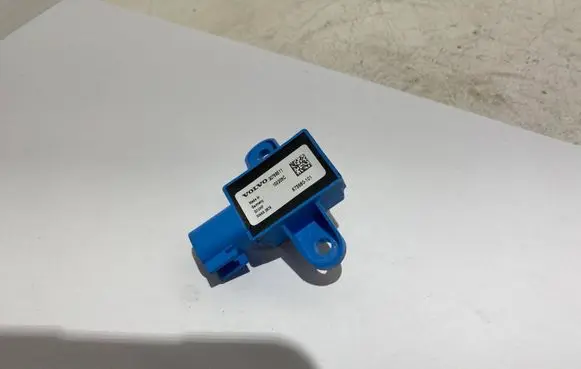 Volvo C30 Front door window regulator with motor 30798511 973580101 100209C