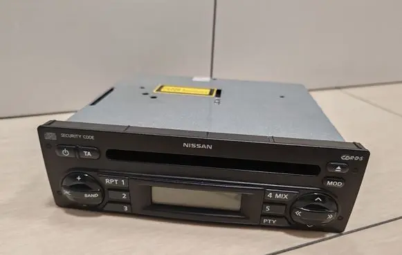 Nissan Note (E11) Radio/CD/DVD/GPS head unit 7645389318
