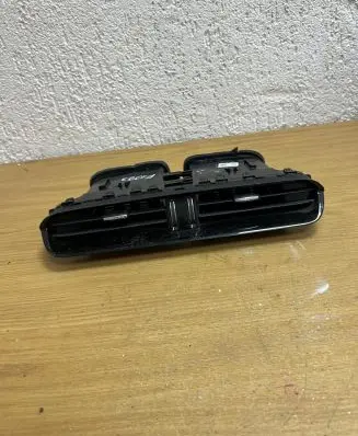 Jaguar XF X260 Other center console (tunnel) element GX63014L21AB F1093