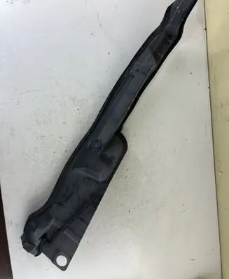 Toyota Corolla Verso AR10 Fender end trim 538670F010