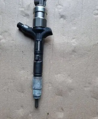 Toyota Avensis T250 LP gas injector 0950000641 06C00003