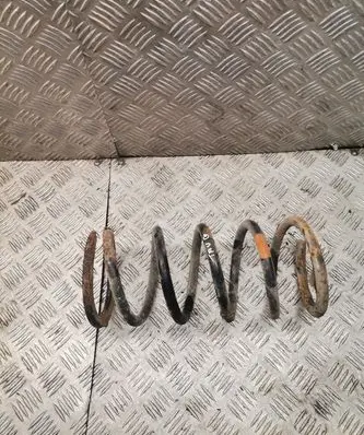 Toyota Avensis Verso Rear coil spring