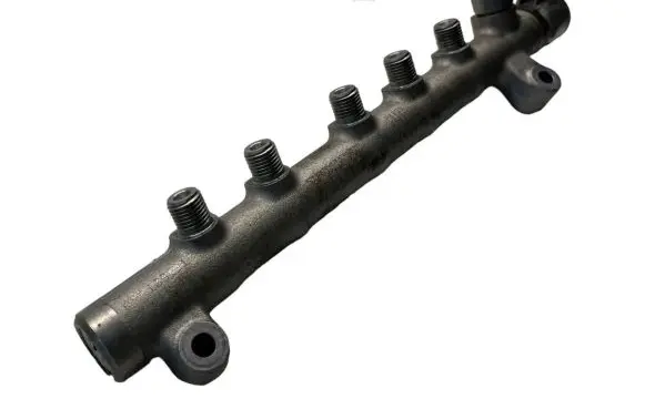 Volvo V40 Fuel main line pipe 31303612