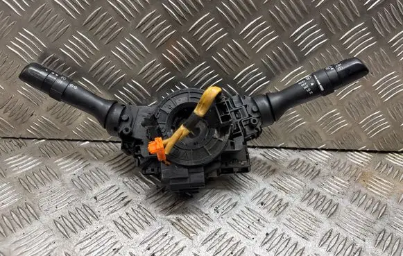 Toyota Avensis T250 Headlight wiper switch 173832