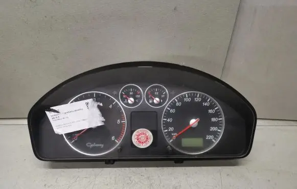 Ford Galaxy Speedometer (instrument cluster) 7M3920920H