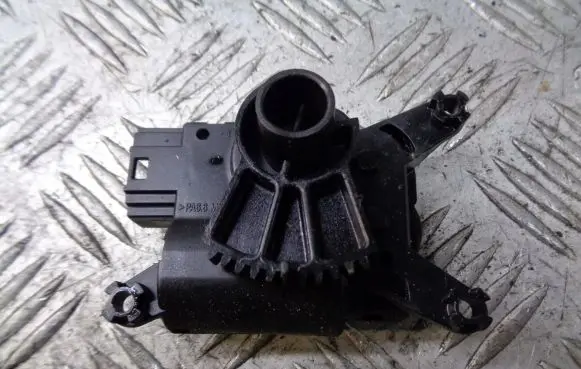 Opel Corsa D A/C air flow flap actuator/motor A21000700