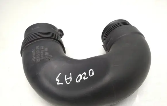 Audi A3 S3 8P Air intake duct part 1K0129618BQ