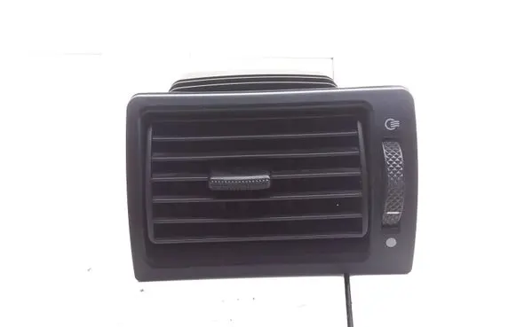 Ford Mondeo Mk III Dashboard air vent grill cover trim D1B1A 1S7HA018B09