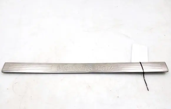 Mercedes-Benz E W212 Front sill trim cover A2126860936