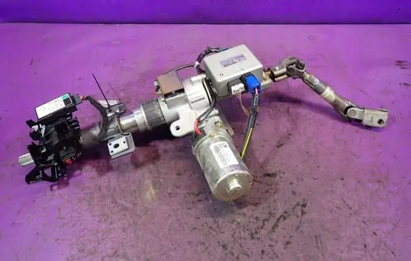 Opel Corsa C Power steering pump 