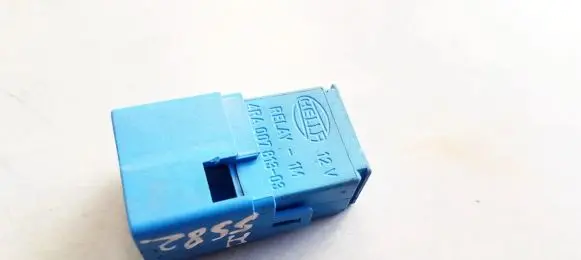 Nissan Almera N16 Other relay 4RA00781303