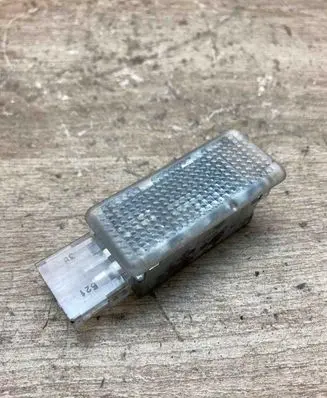 Volkswagen Touran I Other interior light 7L0947416
