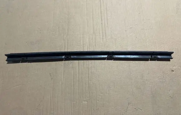 Mercedes-Benz S C217 Radiator mount bracket A2175050286 5050286