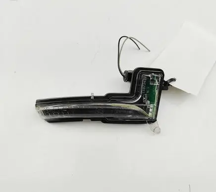 Nissan Leaf II (ZE1) Mirror indicator light 261605FA0B