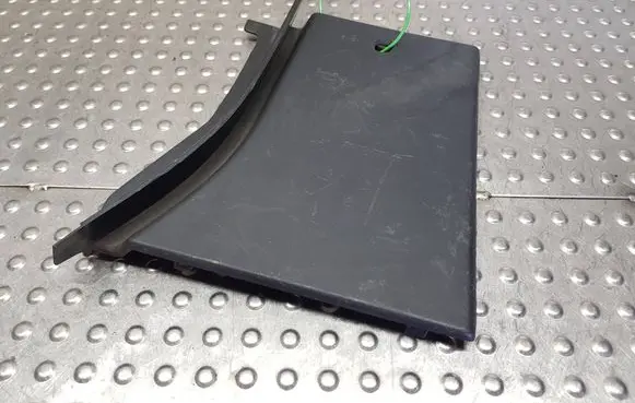 Volvo XC60 Battery box tray cover/lid S26371380 31299228