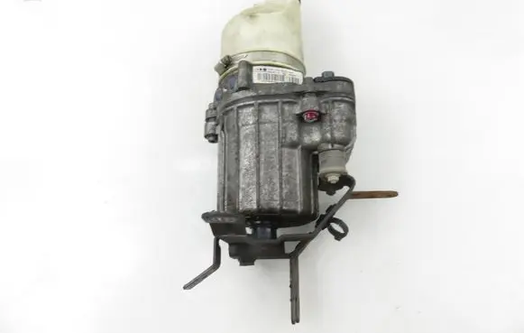 Opel Zafira B Power steering pump 7652955142 13192897