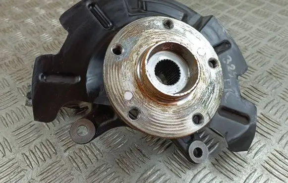 Suzuki SX4 S-Cross Front wheel hub