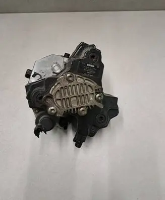 Volvo V70 Fuel injection high pressure pump 0445010043 8689591