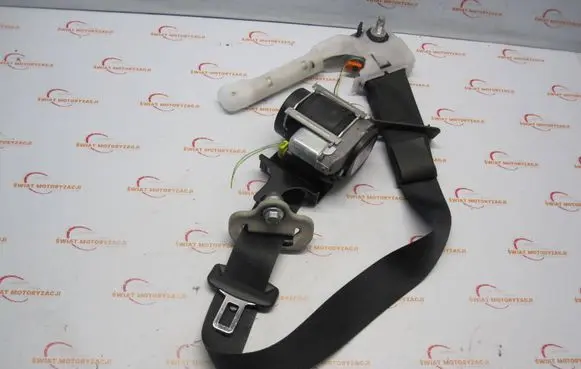 Nissan Juke I F15 Front seatbelt 86884BV85A 630777100A